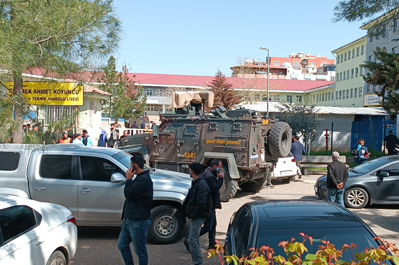 13 injured in armed attack on high school in southeastern Türkiye