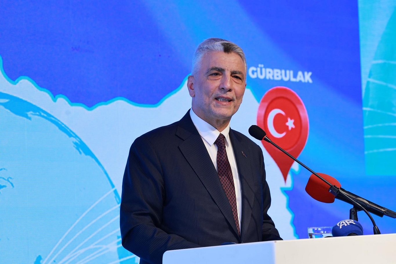 Ticaret Bakanı Bolat, yenilenen Gürbulak Sınır Kapısının açılışına katıldı