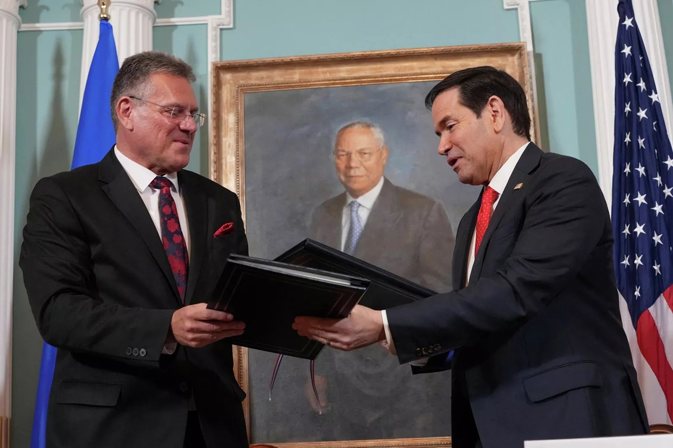 US and EU sign critical minerals deal to reduce dependence on China ...