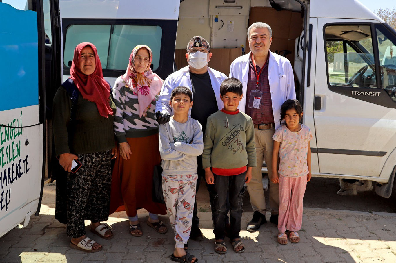 Şanlıurfa’da mobil sağlık hizmeti mahallelere ulaşıyor