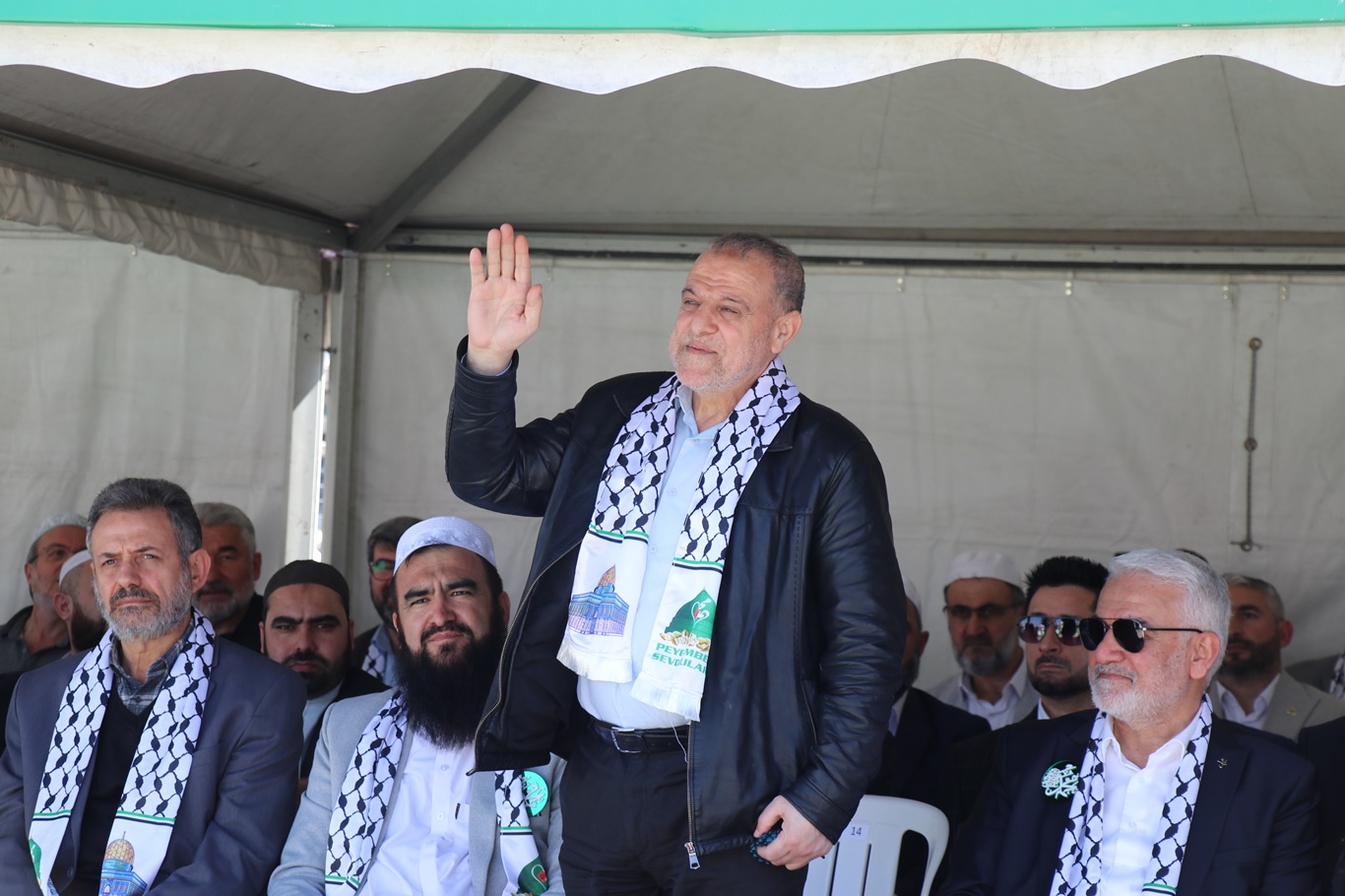 پیام وحدت و مقاومت از استانبول در مراسم میلاد پیامبر