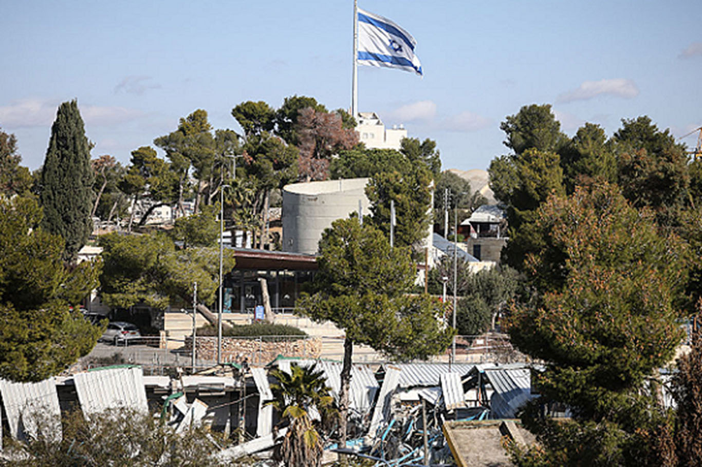 Hamas condemns Israeli approval to convert UNRWA headquarters into military facilities