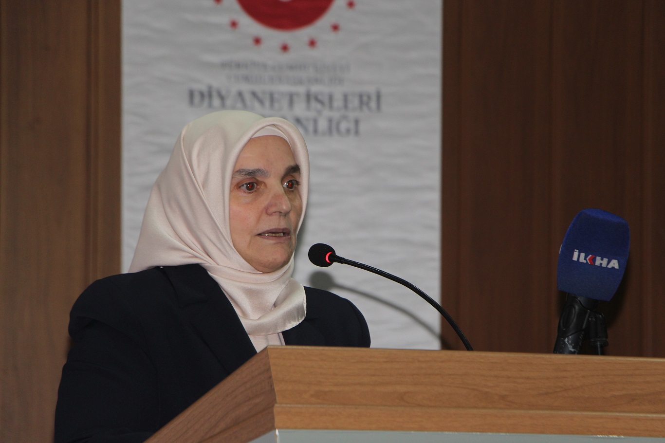 iyanet İşleri Başkanlığı Eğitim Hizmetleri Genel Müdürü Sedide Akbulut