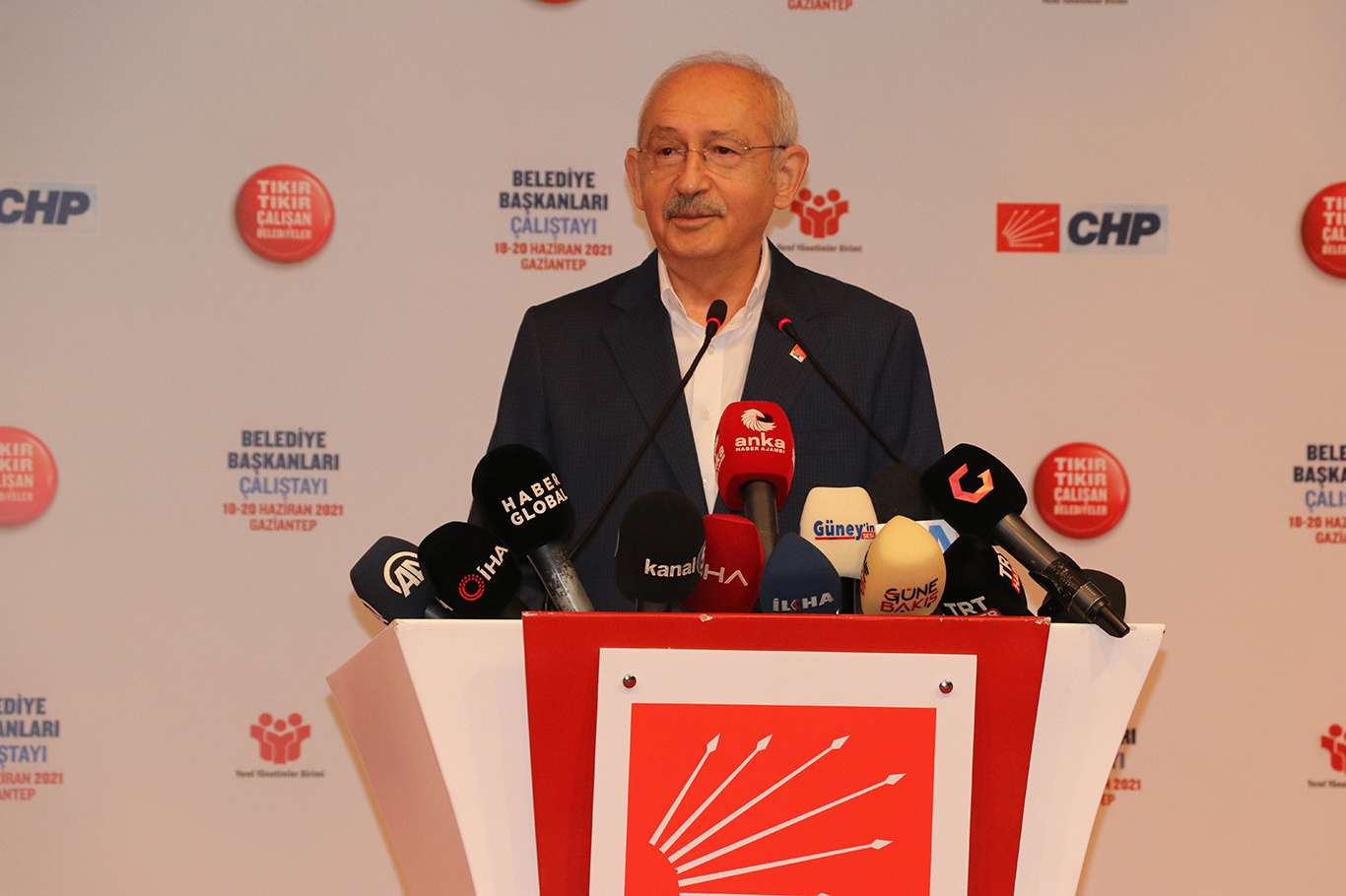 Kongreya CHPê hat betalkirin: Kemal Kiliçdaroglu vegeriya serokatiya CHPê