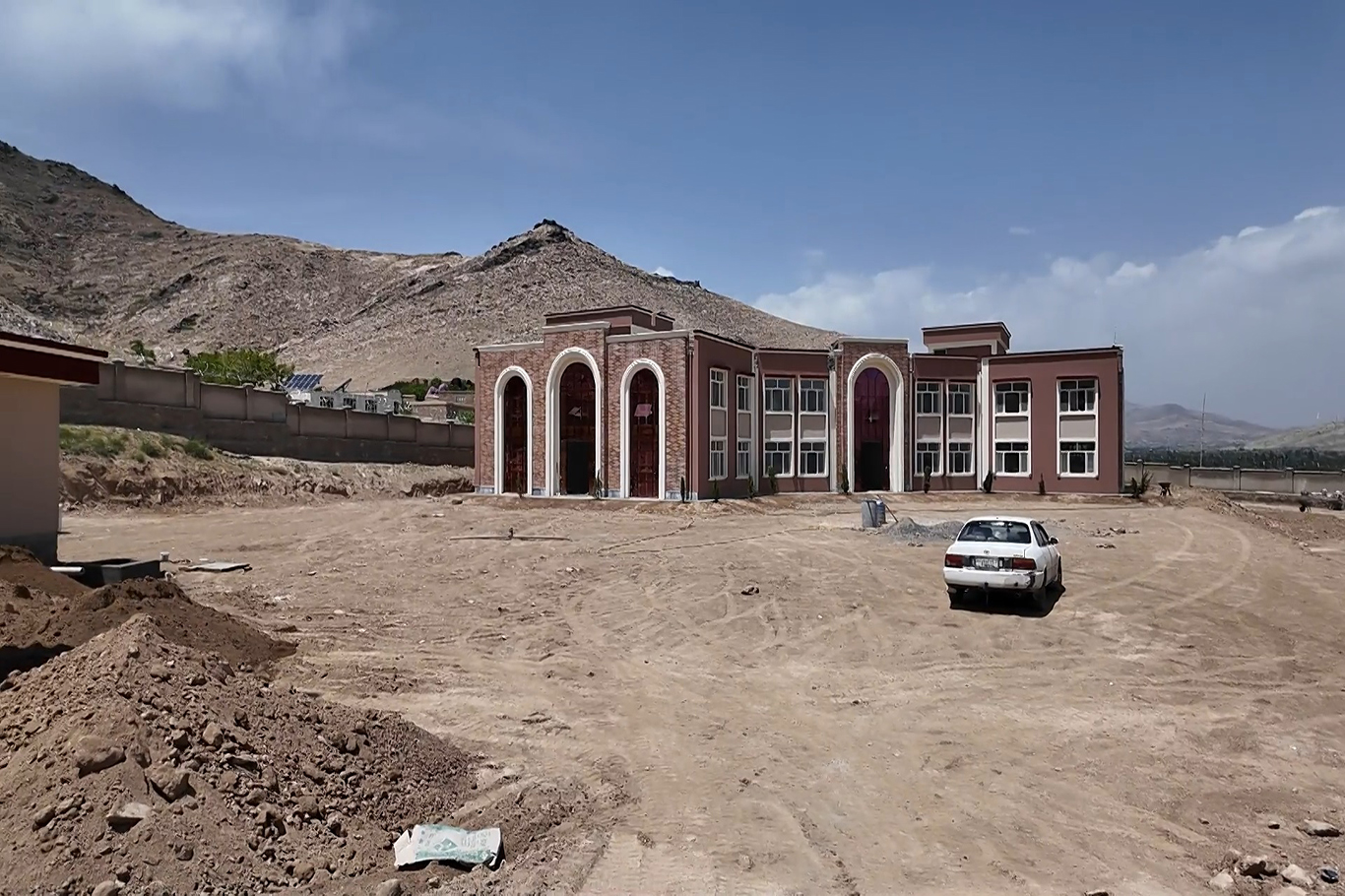وەقفی یەتیمەکان بەردەوامە لە دروستکردنی یەتیمخانەیەک لە ئەفغانستان