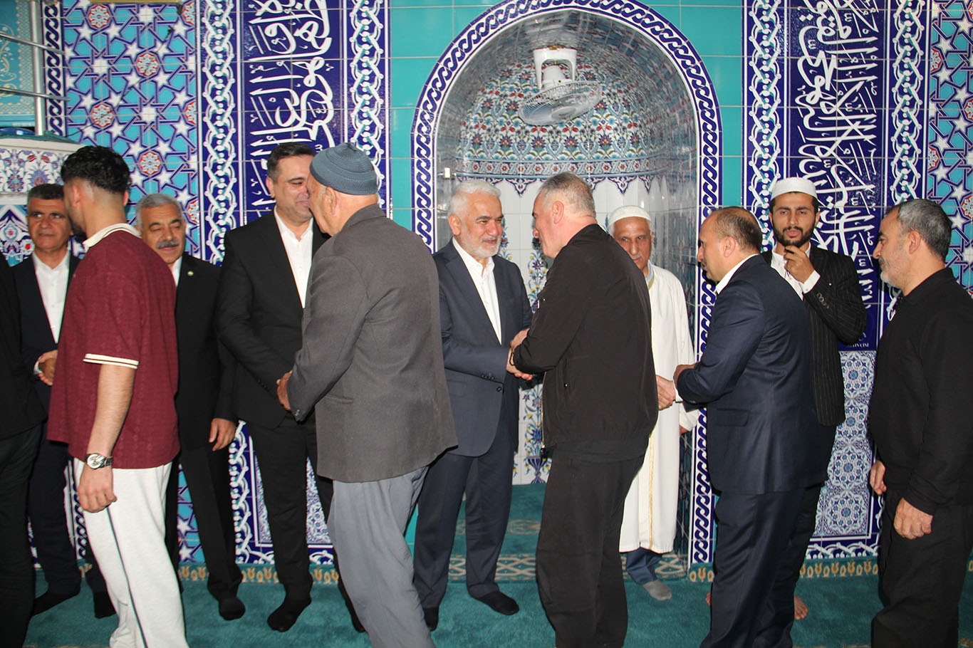 یاپیجی اوغلو: اگر امت اسلامی به وحدت دست نیابد، این رنج ها ادامه خواهد داشت