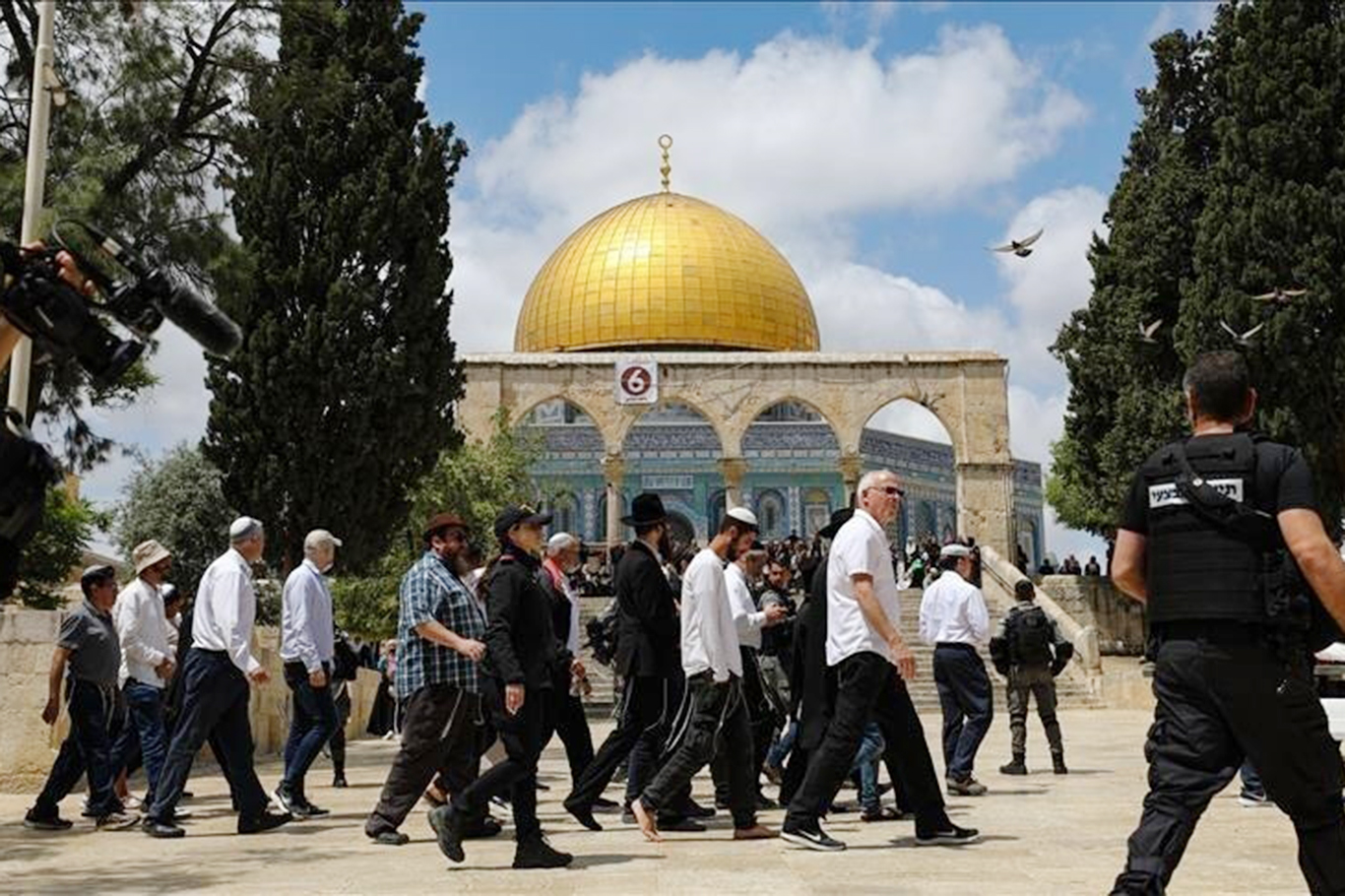 Jerusalemite institutions sound alarm over imminent settler assault on Al-Aqsa Mosque