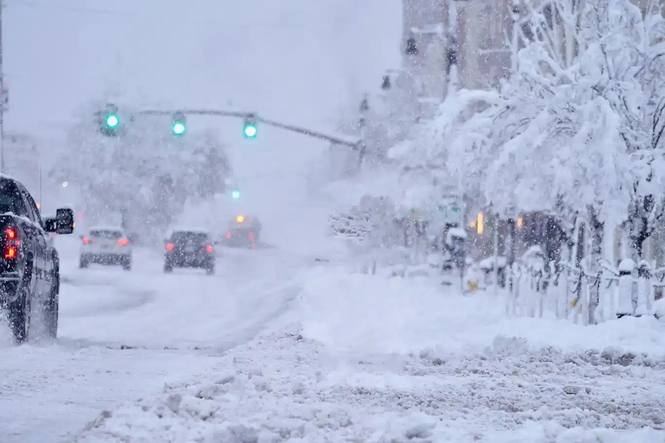 Deadly storms and unseasonal snow hit Türkiye as experts warn of rising climate risks