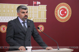 Parlamenterê HUDA PARê li ser îstismara zarokan ji bo pereyan di jîngehên dîjîtal de bertek nîşan da