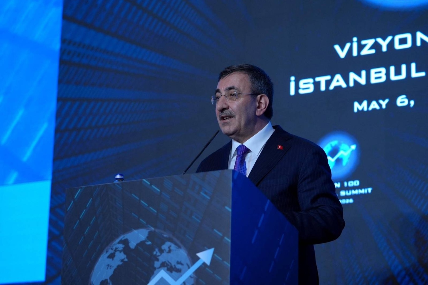 Türkiye emerging as a “strong center” amid global uncertainty: Vice President Yılmaz