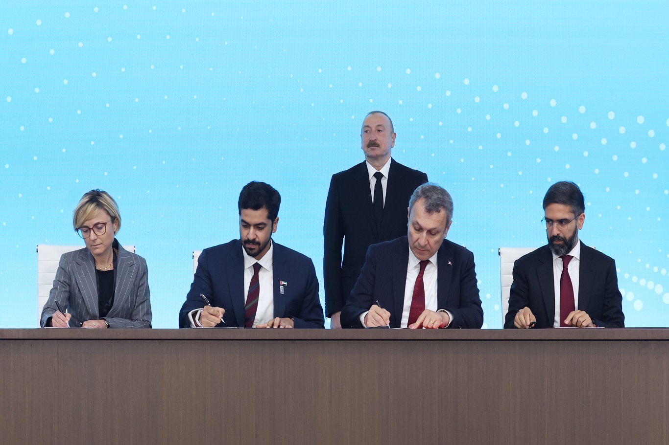 Türkiye secures 33 billion cubic meters of Azerbaijani gas in landmark deal