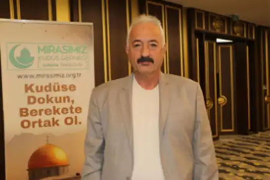 فخري أبودياب: صمت الأمة يسرع تهويد القدس ويهدد المسجد الأقصى.