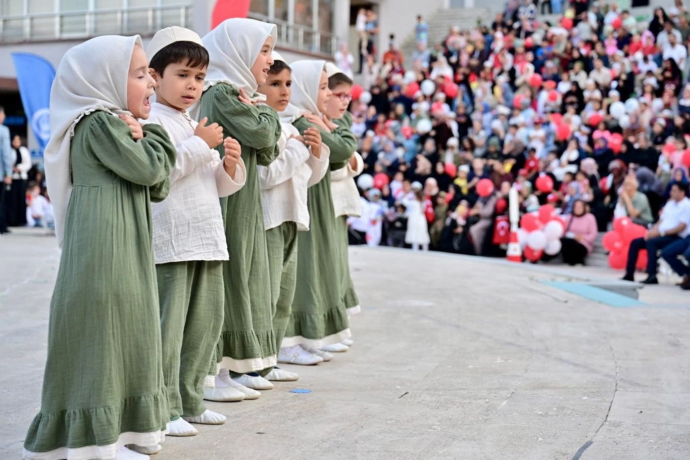 Bursa’da 4-6 yaş Kur’an kursları yıl sonu programı düzenlendi