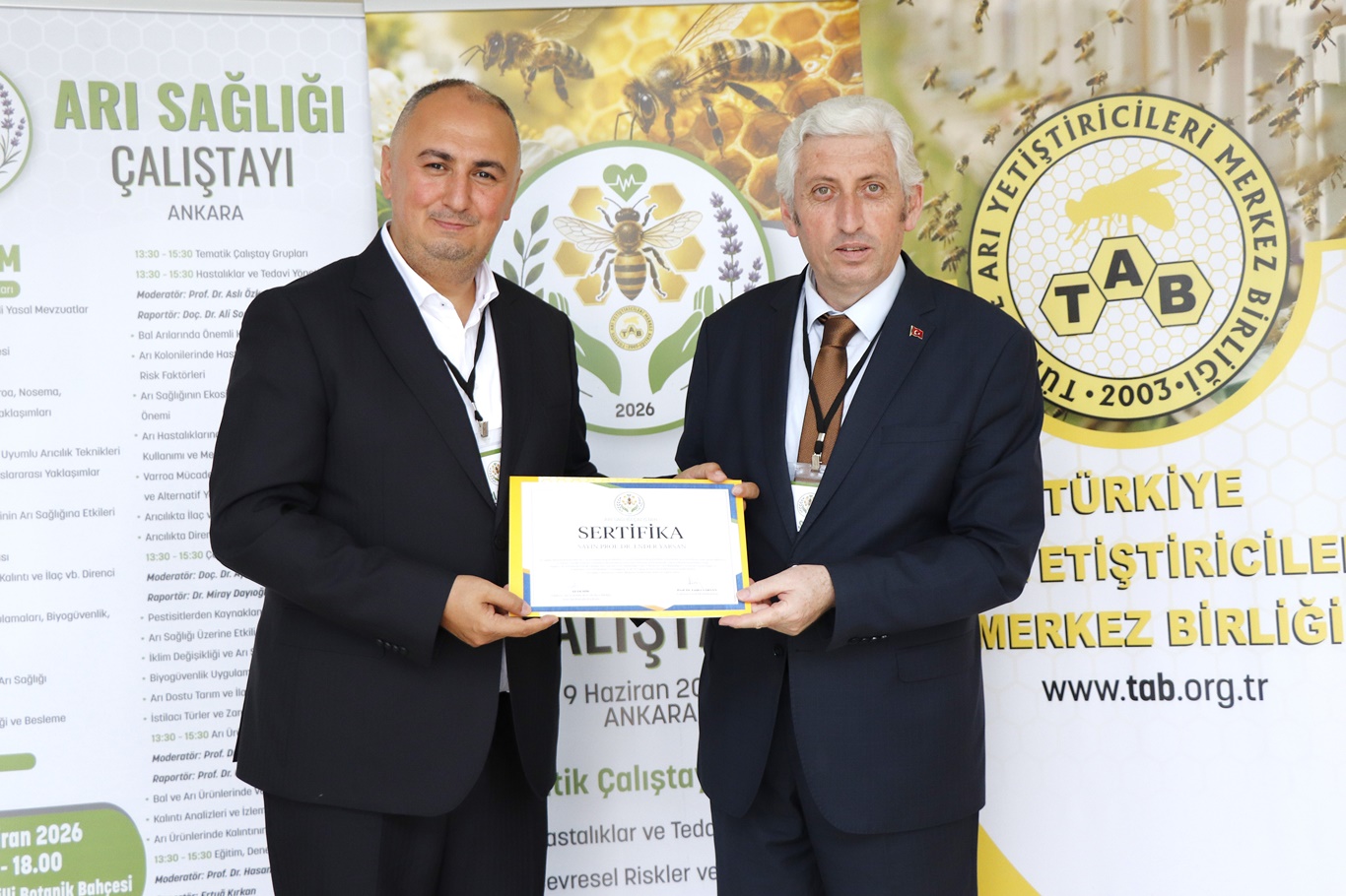 Arı sağlığı için Ankara’da çalıştay İklim değişikliği ve hastalık riskleri masaya yatırıldı