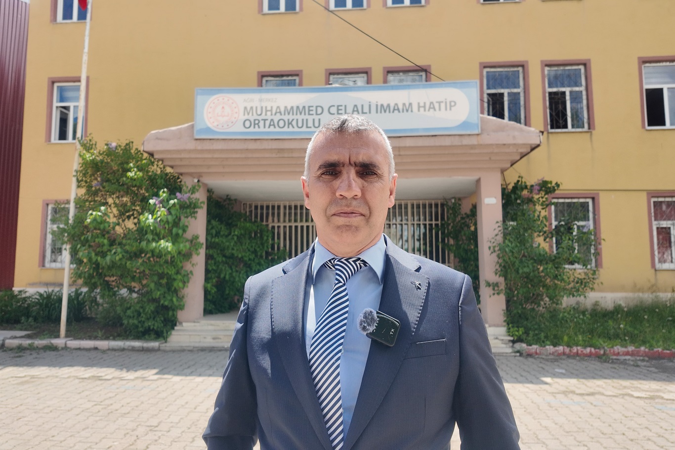 Muhammed Celali İmam Hatip Ortaokulu Müdürü Burhanettin Budak