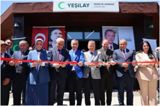 Esenyurt Yeşilay Gençlik Merkezi hizmete açıldı