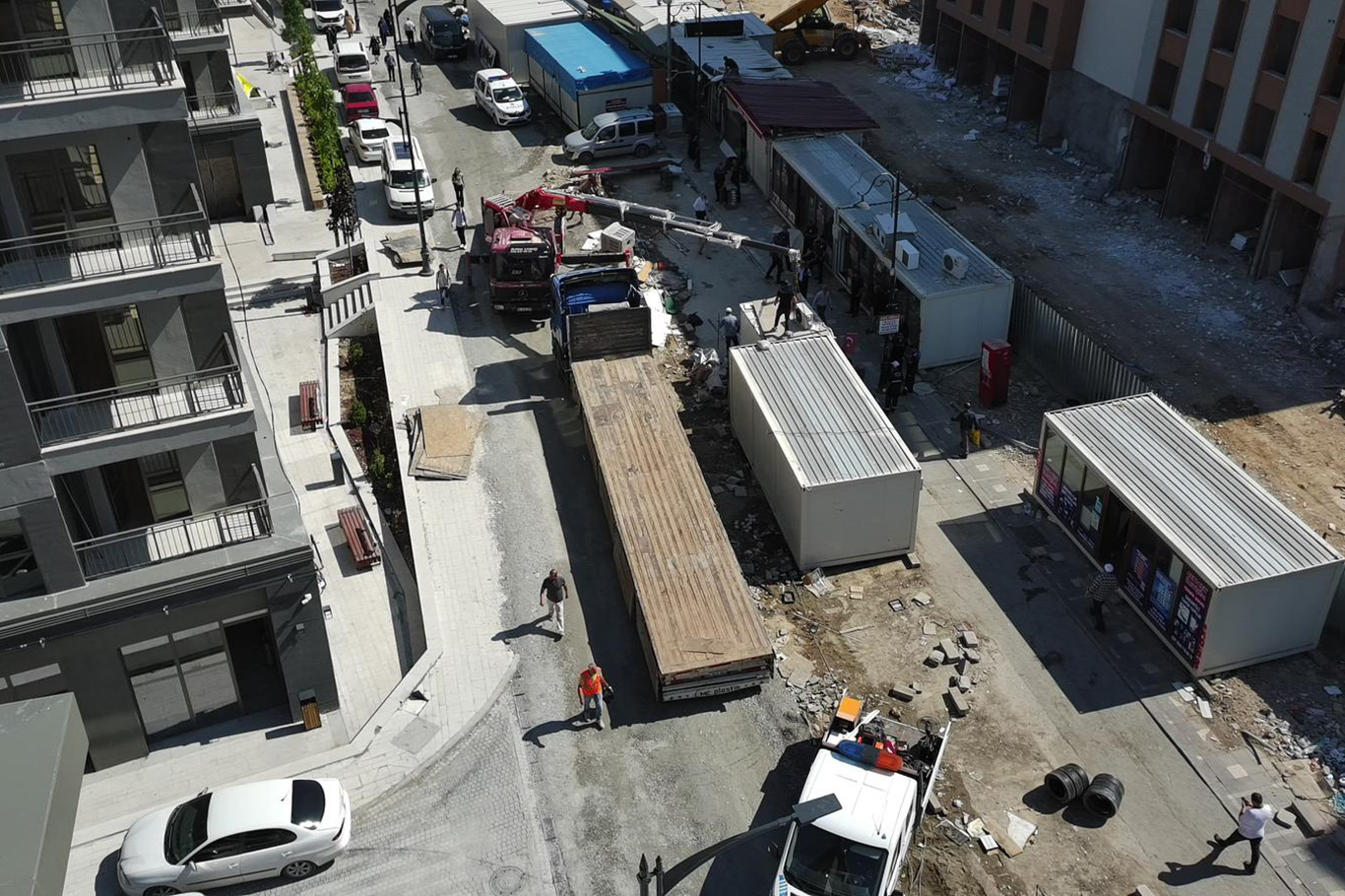 Malatya Akpınar'da konteynerler kaldırılıyor