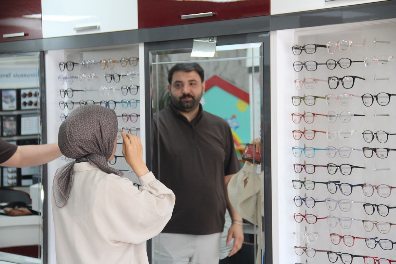 Optisyenlerden kamuda daha fazla istihdam ve destek çağrısı