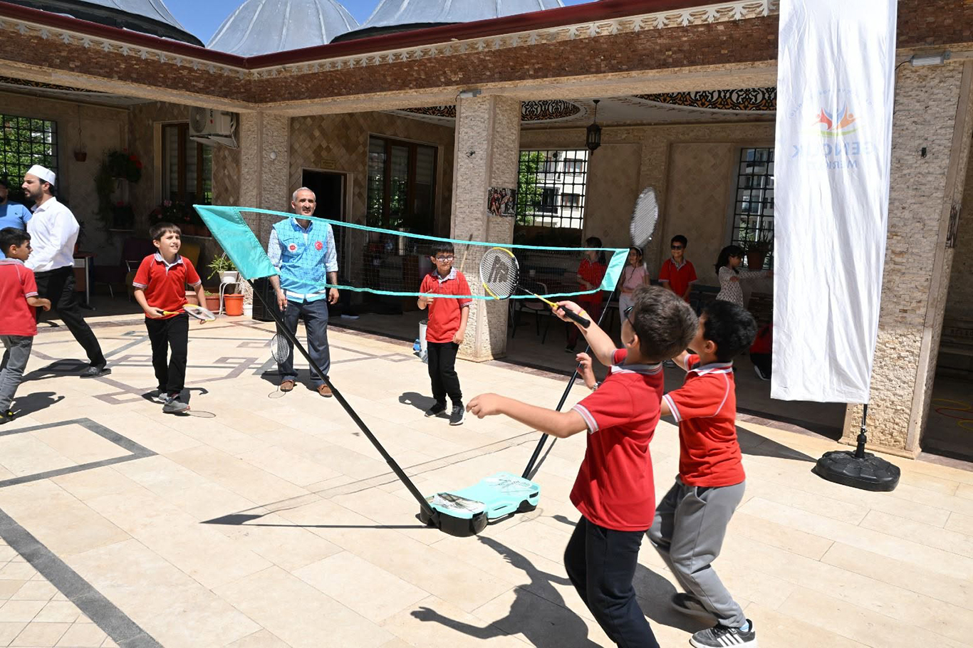 ÇEDES kapsamında öğrencilere camide yıl sonu etkinliği