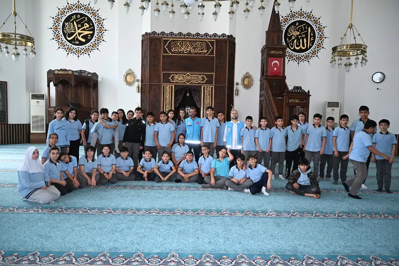 ÇEDES kapsamında öğrencilere camide yıl sonu etkinliği