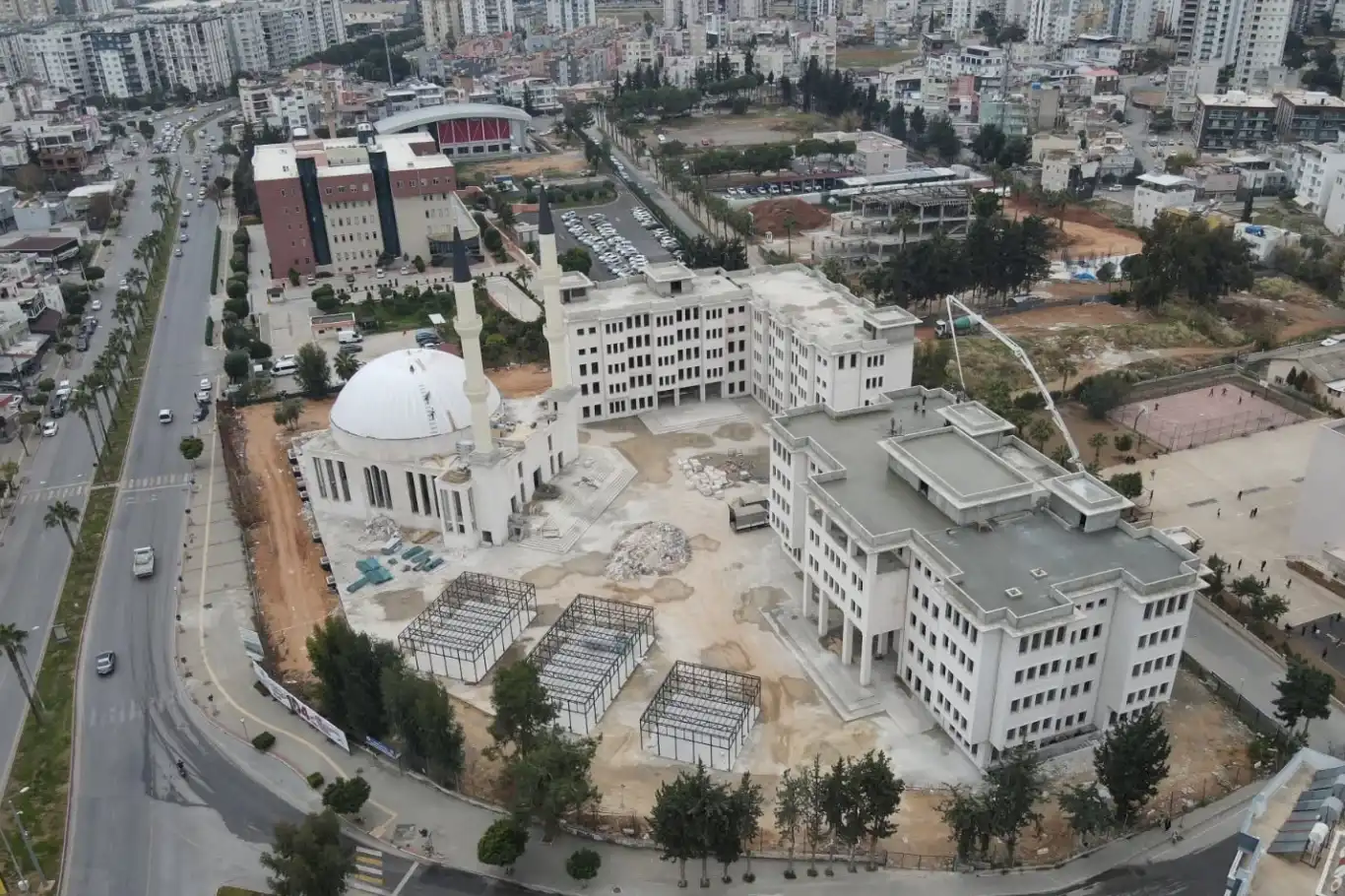 Mersin İl Müftülüğünün yerleşke inşaatında çalışmalar sürüyor