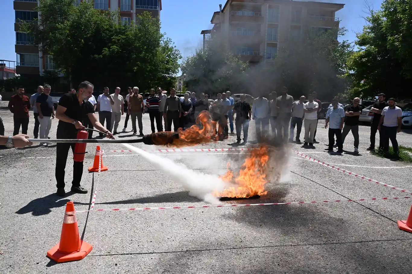 Malatya'da müftülük personeline yangın eğitimi ve tatbikatı