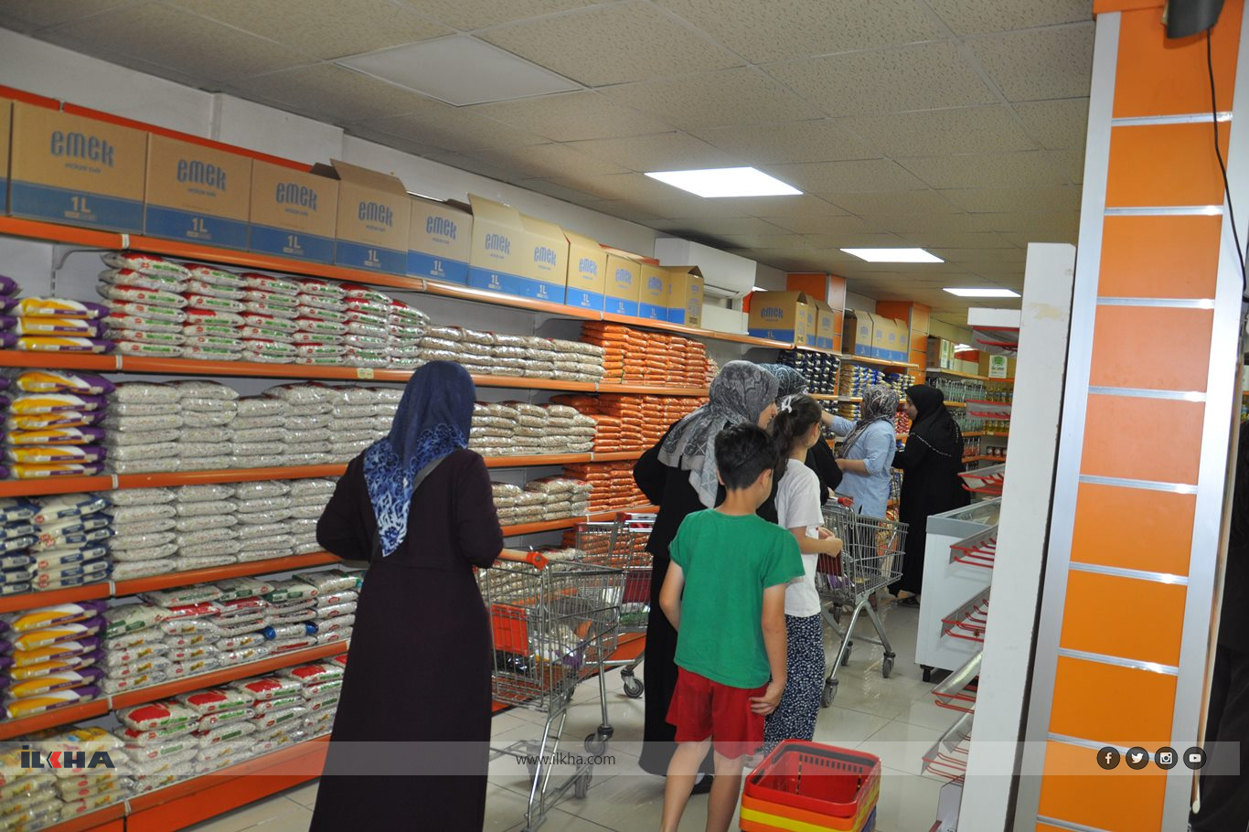 قافلة الأمل