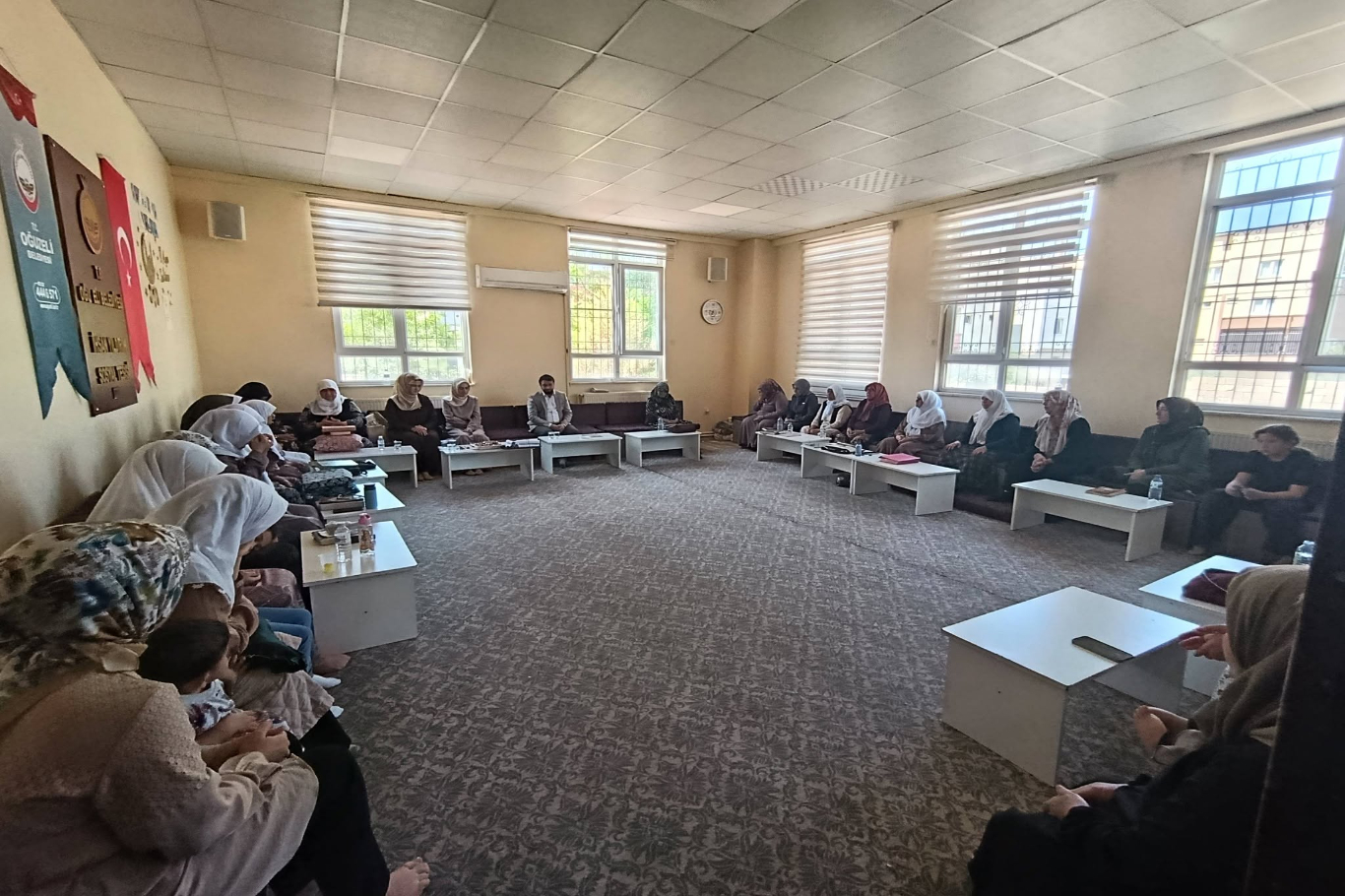 Gaziantep’te Kur’an kursu kursiyerlerine yıl sonu belgesi verildi