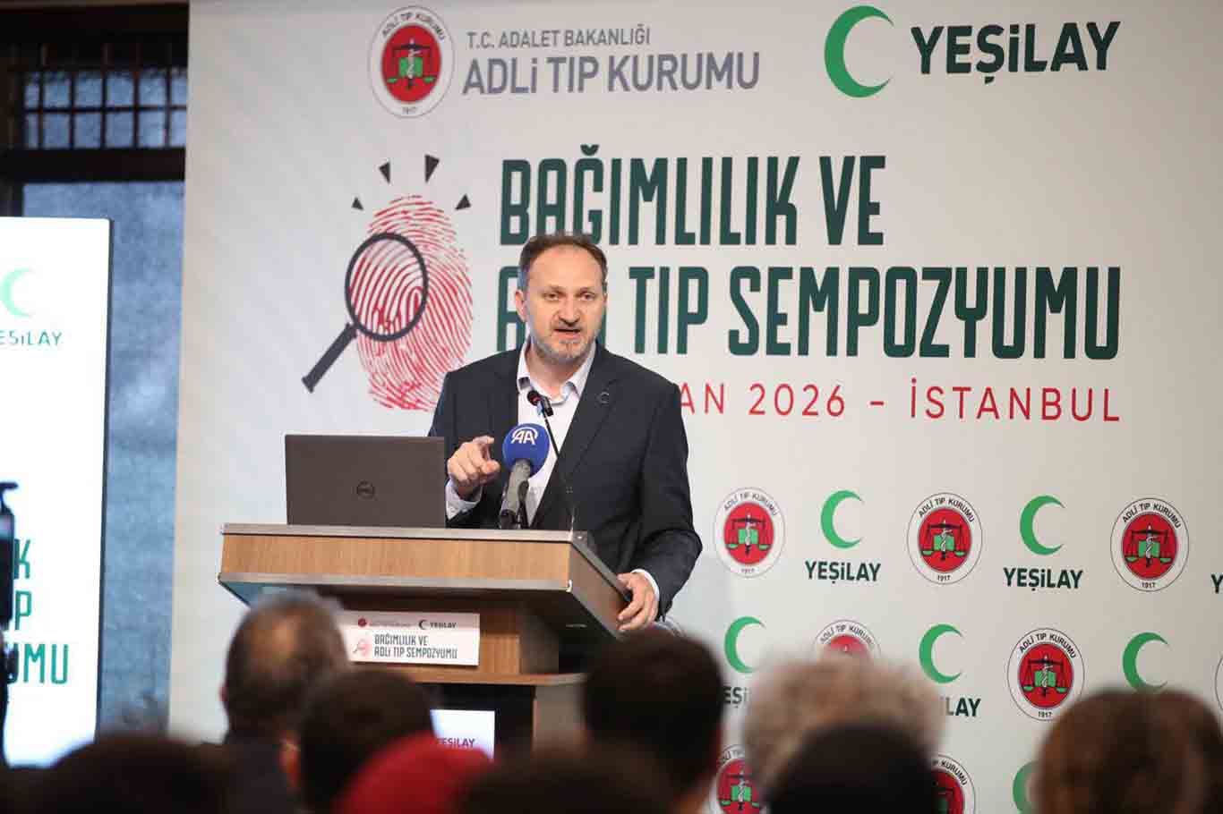 Bağımlılık ve Adli Tıp alanının uzmanları İstanbul’da bir araya geldi