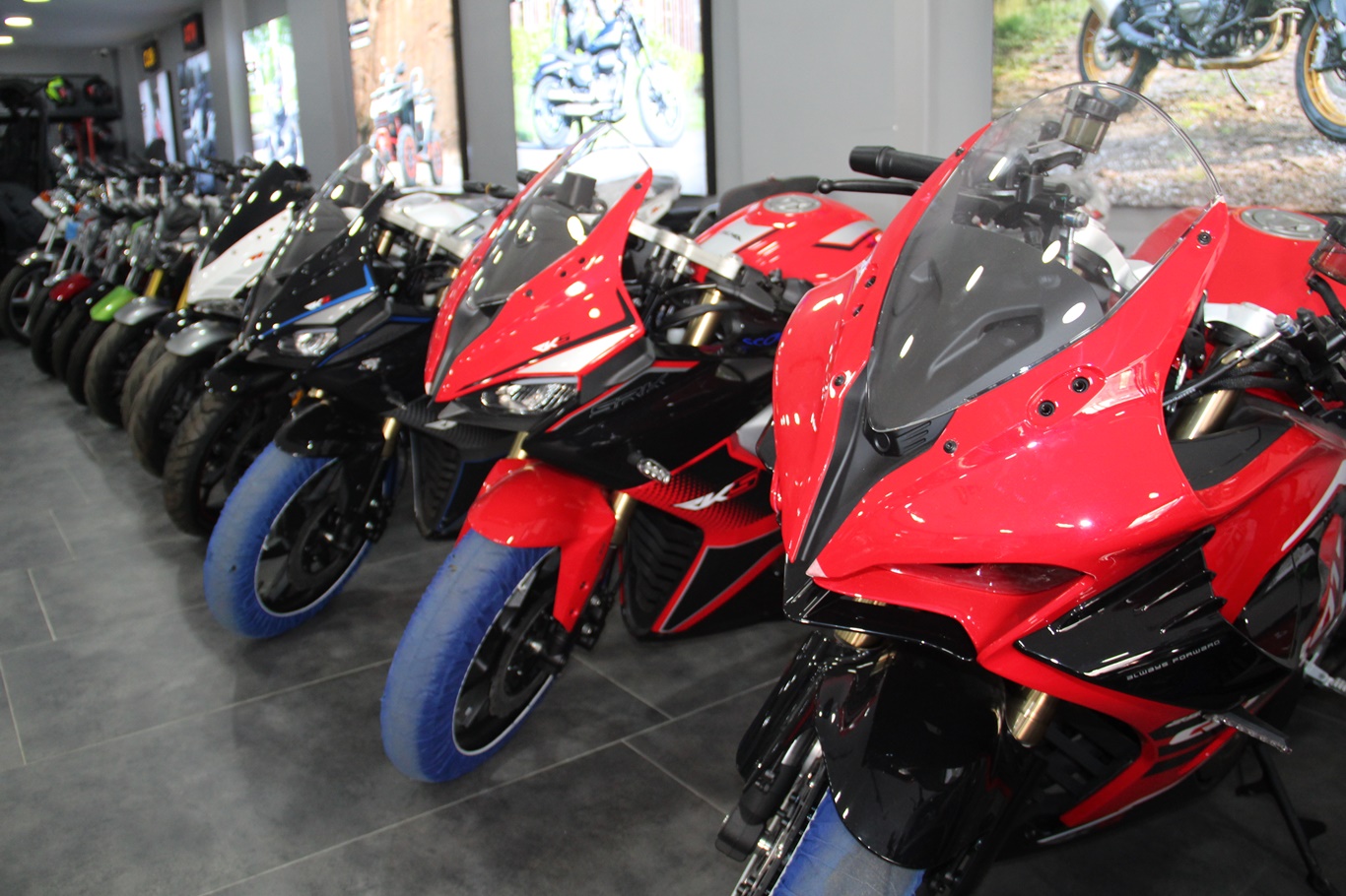 Ekonomik ulaşımın gözdesi motosiklette satışlar geriledi