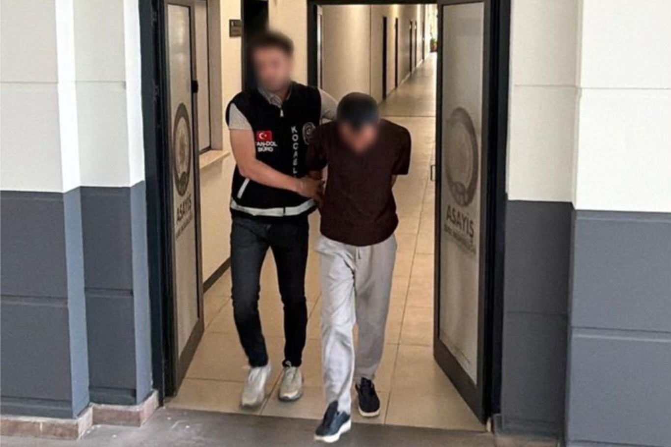 Kendisini polis olarak tanıtan dolandırıcılık şüphelisi tutuklandı