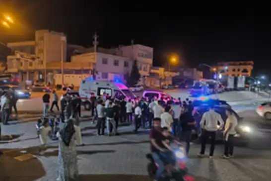 Mardin’de otomobil  ile motosiklet çarpıştı: 2 ağır yaralı