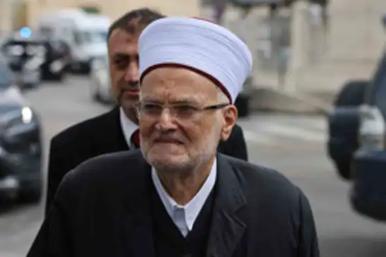 الشيخ عكرمة صبري: حماية المسجد الأقصى تبدأ من إعمار ساحاته بالمصلين والمرابطين وعدم تركه وحيداً