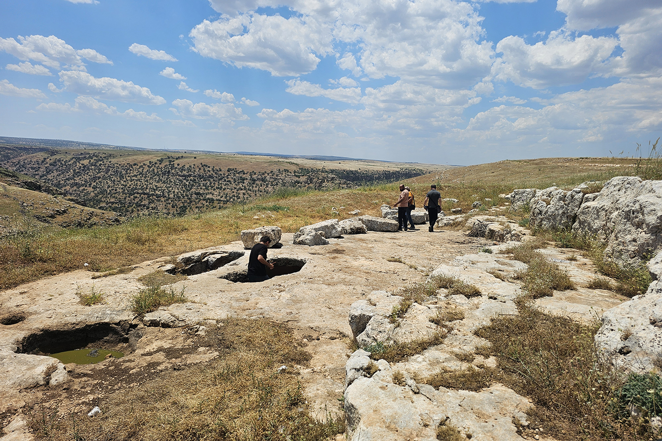 İdil'de kaderine terk edilen tarihi sarnıç turizme kazandırılmayı bekliyor