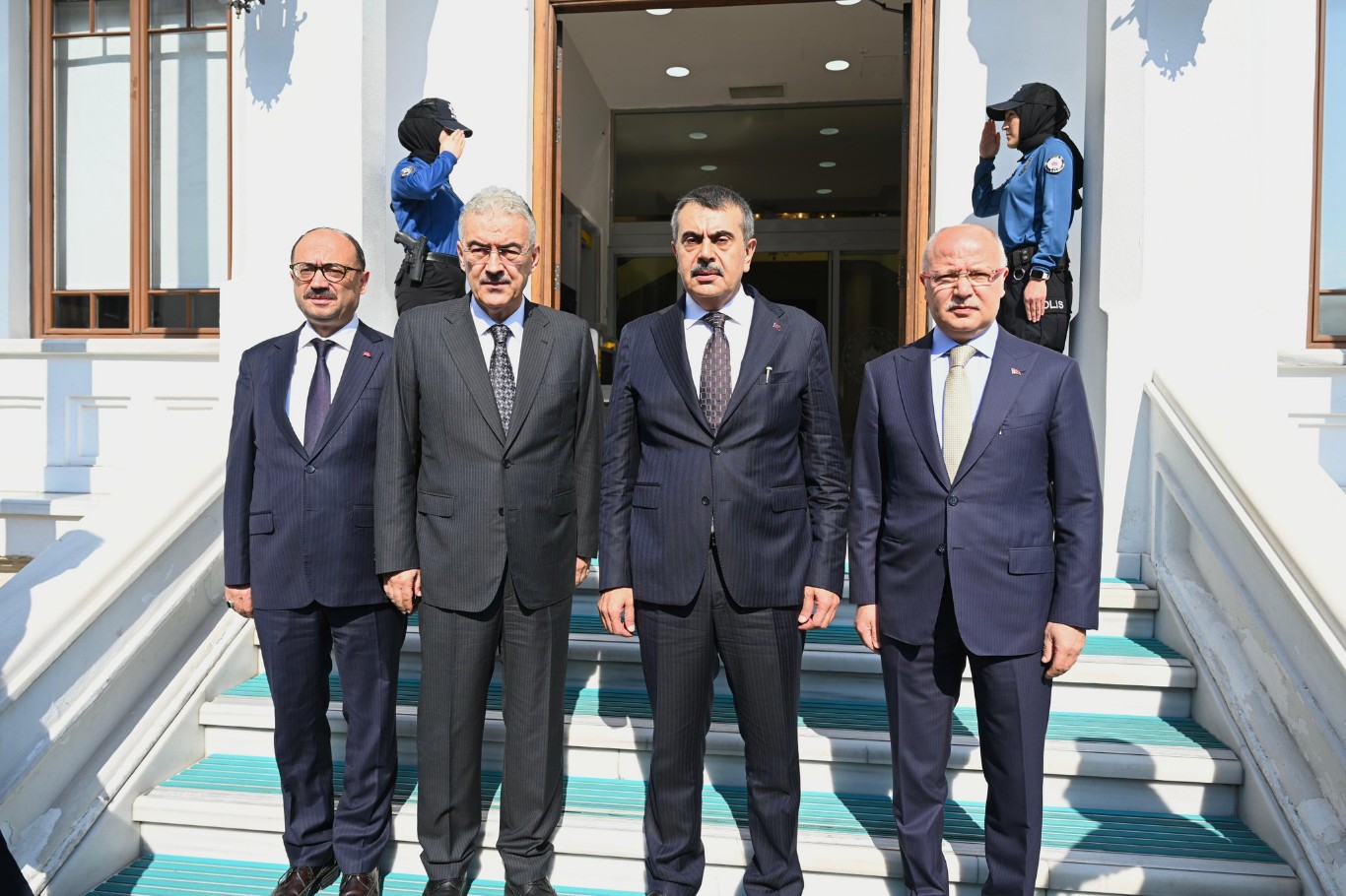 Milli Eğitim Bakanı Tekin Bursa’da