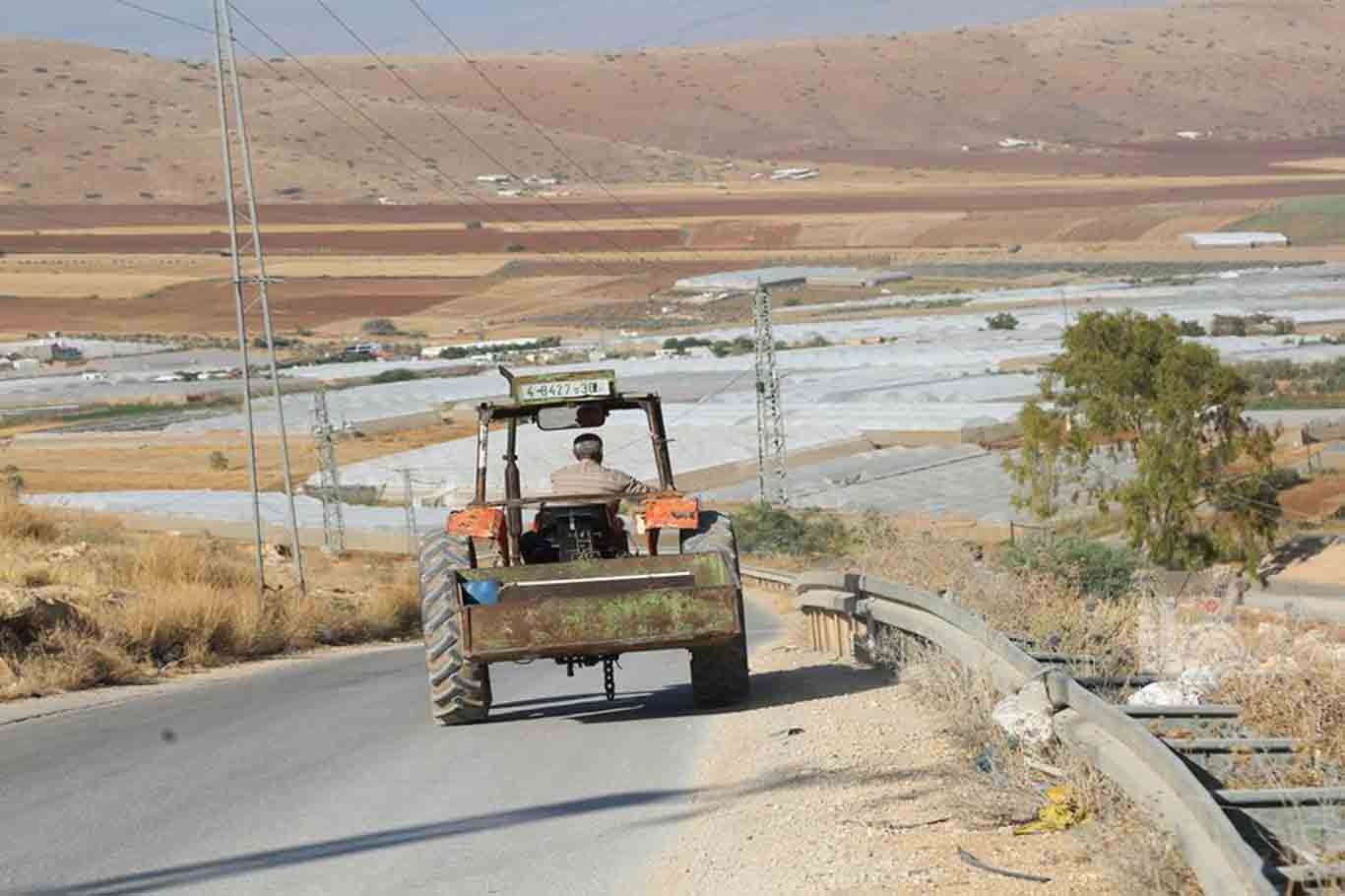 مشروع "الخيط الأحمر" يهدد الزراعة شرق طوباس ويعزز السيطرة على الأغوار