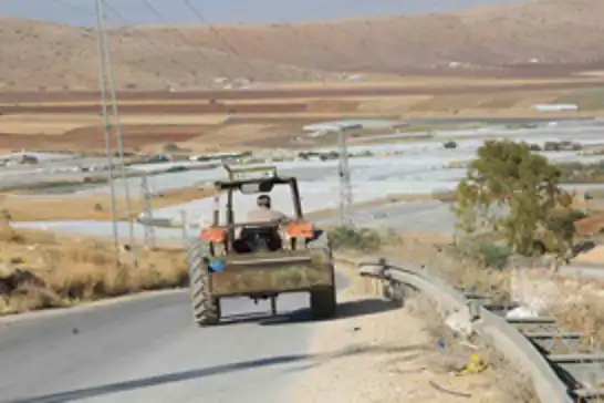 مشروع "الخيط الأحمر" يهدد الزراعة شرق طوباس ويعزز السيطرة على الأغوار