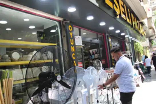 Diyarbakır’da sıcaklar artınca vantilatör satışları hareketlendi