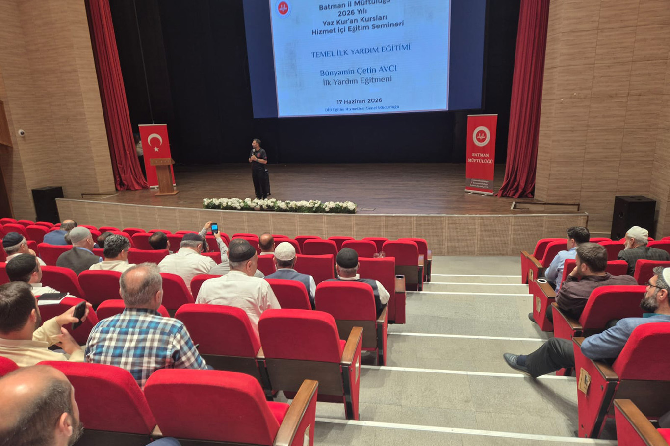 Batman'da yaz Kur'an kursları hizmet içi eğitim semineri gerçekleştirildi