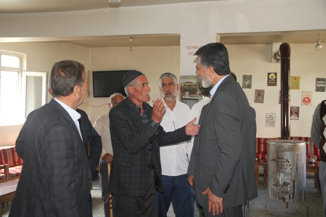 HÜDA PAR’dan Bingöl-Adaklı yolu için acil çağrı: Vatandaş seçimden seçime hatırlanmaktan bıktı