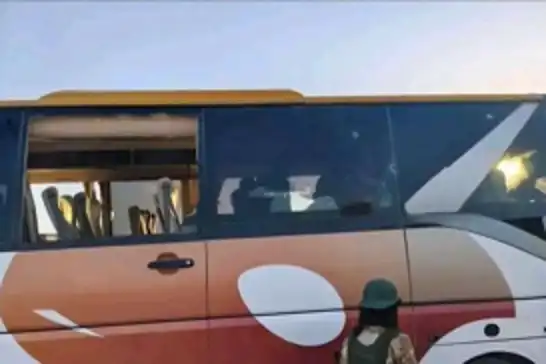 سوريا.. هجوم مسلح على حافلة عسكرية في ريف الحسكة