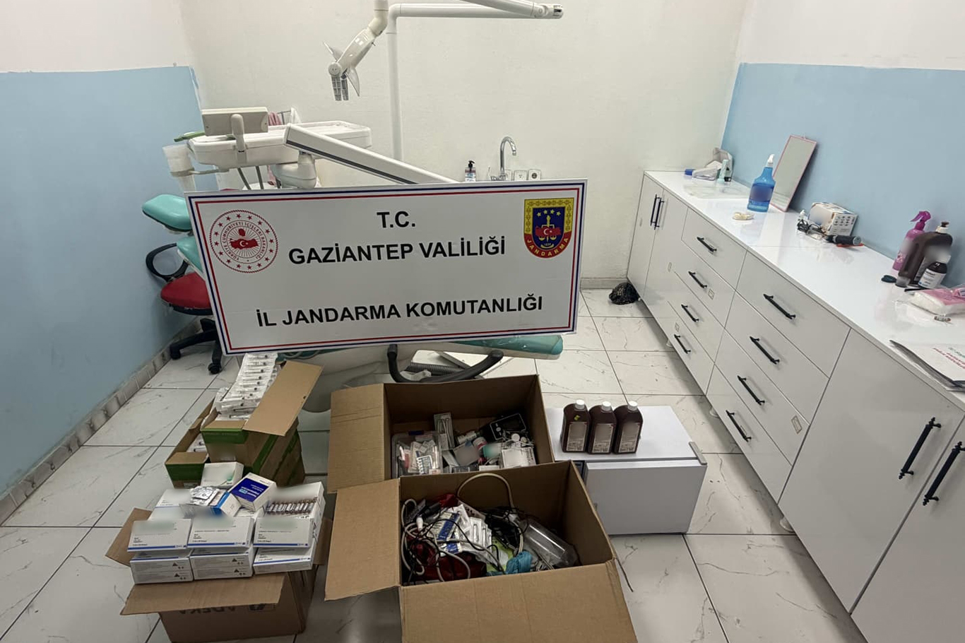 Gaziantep'te sahte diş kliniğine baskın: Bir tutuklama