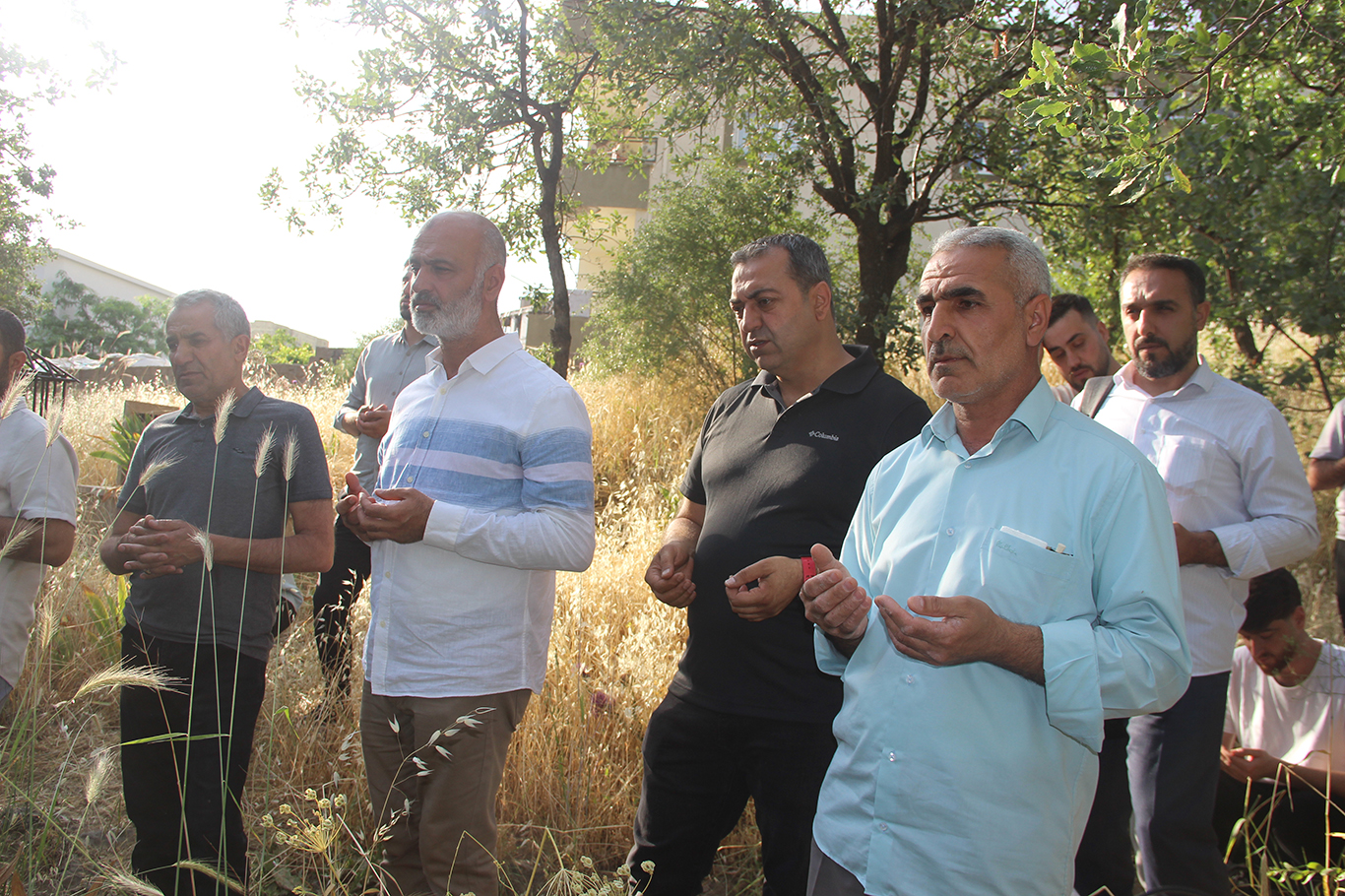 Hasan Tekin şehadetinin 36'ncı yılında kabri başında yad edildi