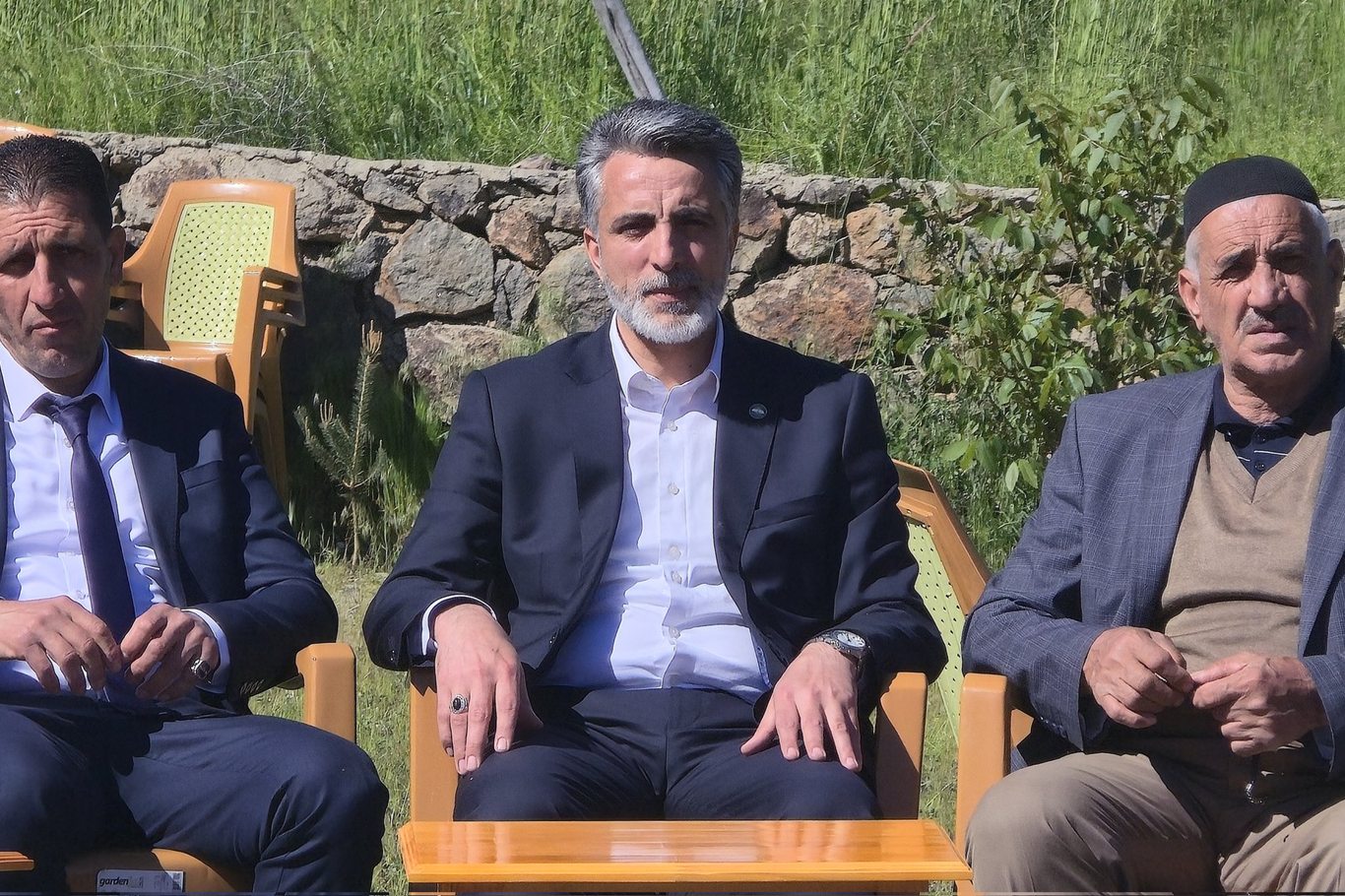 HÜDA PAR'lı Emiroğlu’ndan: Bu kadar iktidar gücüne rağmen temel hizmetlerde ciddi aksamalar var