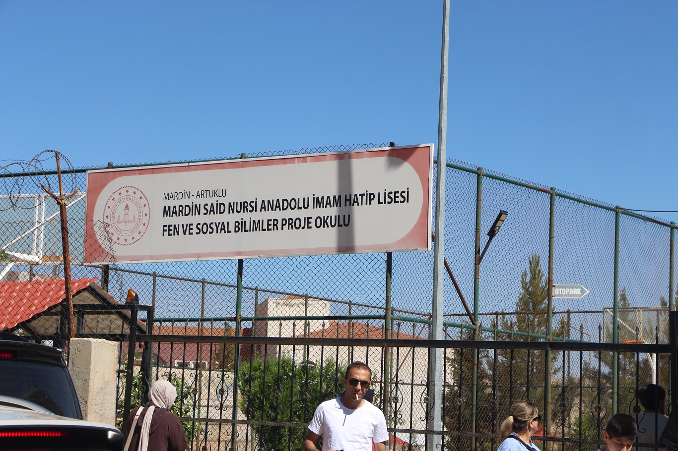 Mardin'de baba-oğul birlikte YKS'ye girdi: Hedefleri ilahiyat fakültesinde sınıf arkadaşı olmak