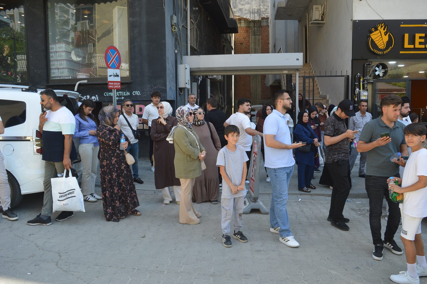 YKS’nin ilk oturumu tamamlandı: Siirt’te öğrenciler sınavı değerlendirdi