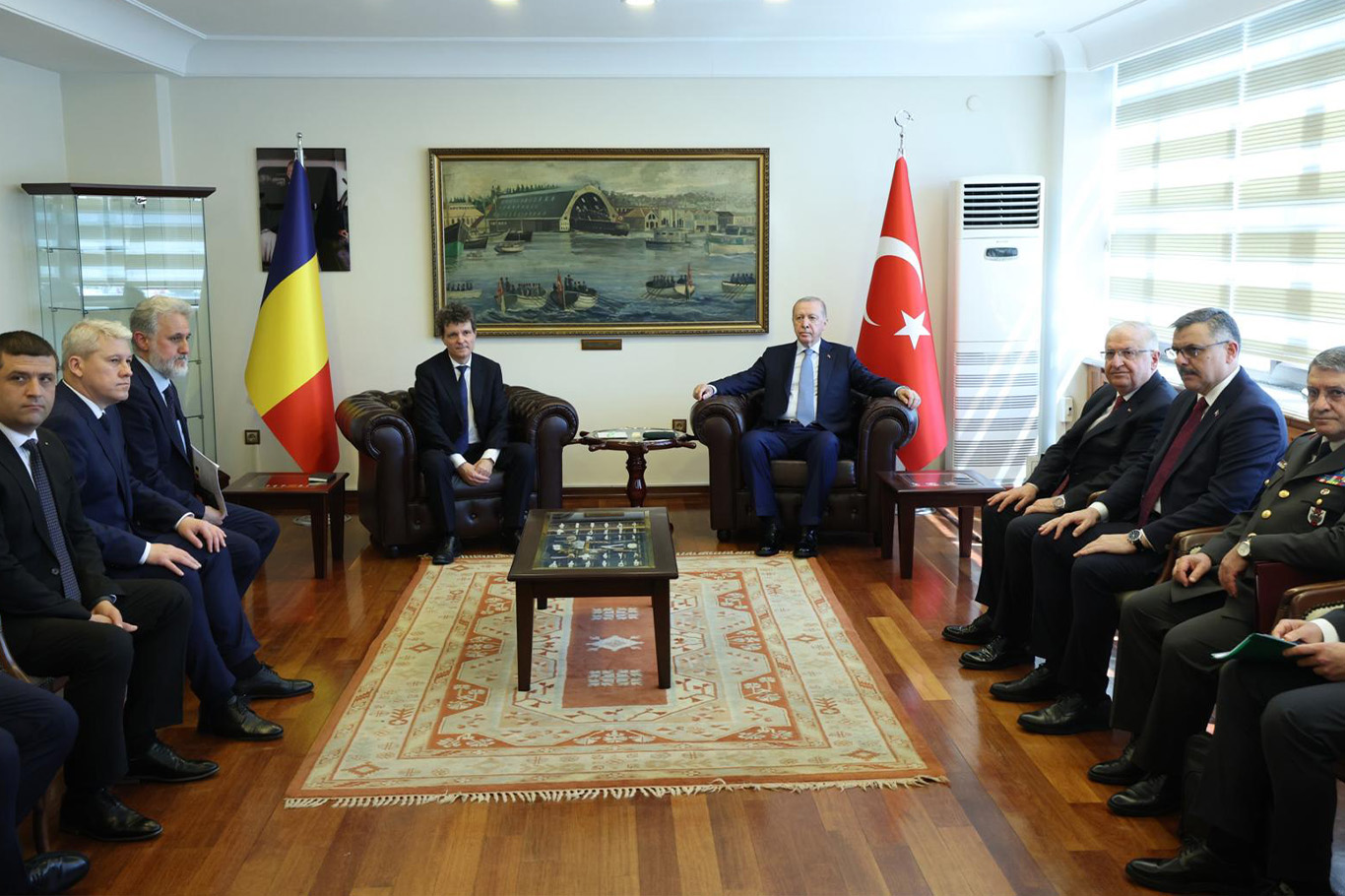 Erdoğan meets Romanian President Nicușor Dan in Istanbul