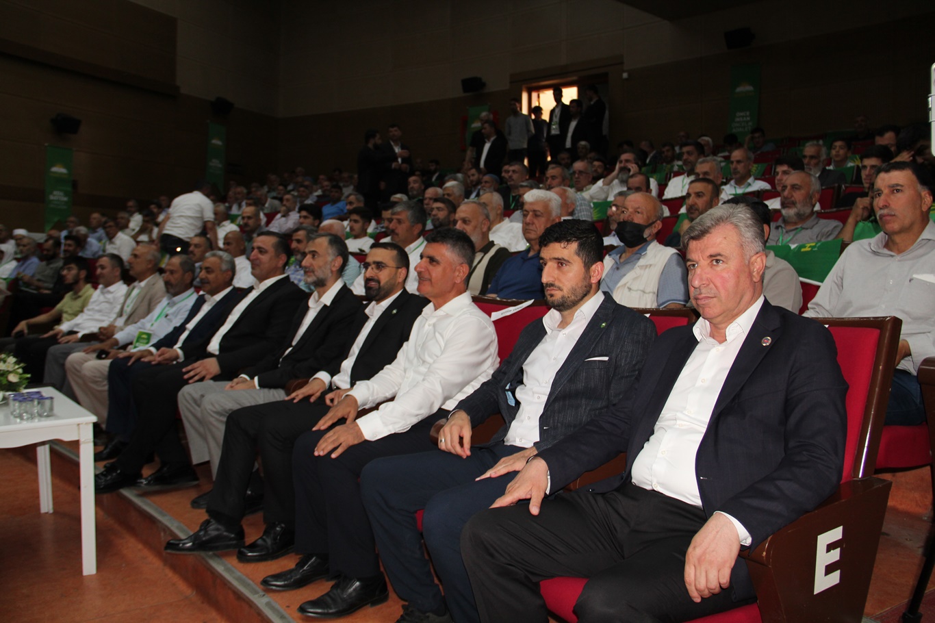 HÜDA PAR Batman Merkez İlçe Kongresi'nde Cihad Altun güven tazeledi