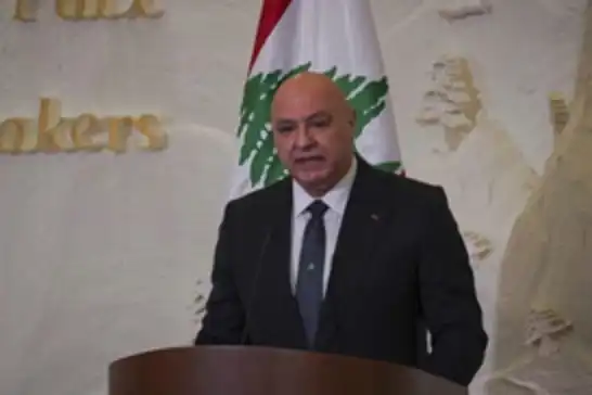 الرئيس اللبناني: لا أحد يملك حق التفاوض نيابة عن لبنان
