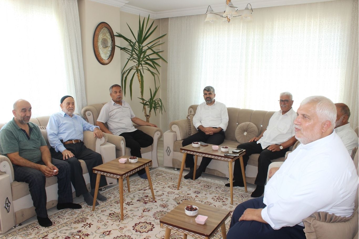 HÜDA PAR Heyetinden Hacı Mehmet Karaca ve Hacı Bayram Genç'e ziyaret
